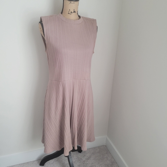 NY&Co Sleeveless Fit and Flare Dress - Picture 2 of 11